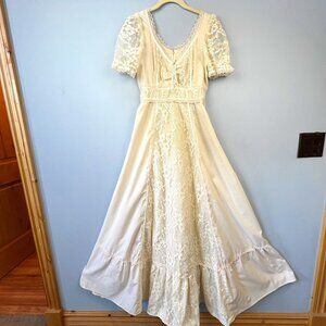 Vintage 70s Cybaline by Ruby Ivory Lace Dress Regencycore Bridgerton Prairie